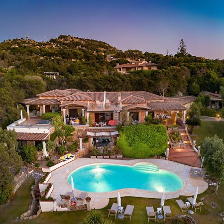 Geco Di Giada Art Suites - Adult Only Porto Rotondo Exteriér fotografie